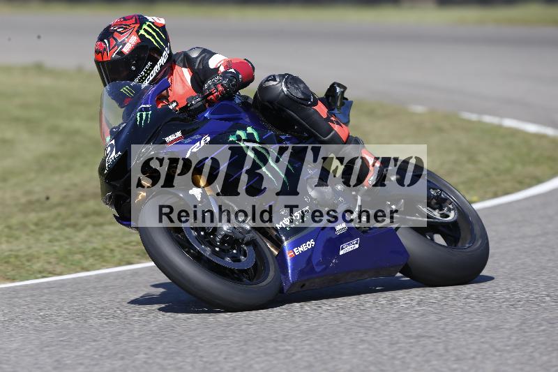 /Archiv-2025/49 26.08.2025 Cornu Master School ADR/blau-bleu/9